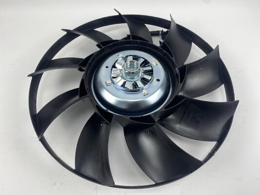 Blade Cooling Electric Radiator Fan LR012644 LR112860 for LAND ROVER Discovery 3 4 Range Rover Sport