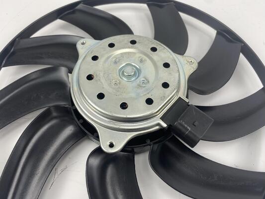 Auto Air Conditioning Electric Radiator Cooling Fan for Audi A4L Q5 B8 B9 Q3 A5 C7 OEM 8K0959455G Automotive A/C Cooling System