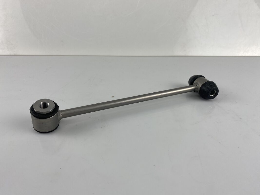 Mercedes W204 C-Class OEM Standard Size Suspension Control Arm with Rubber and Steel Material and 18 Months Warranty